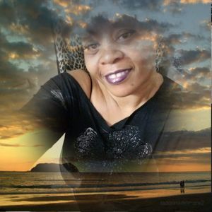 Meet your Posher, Simone